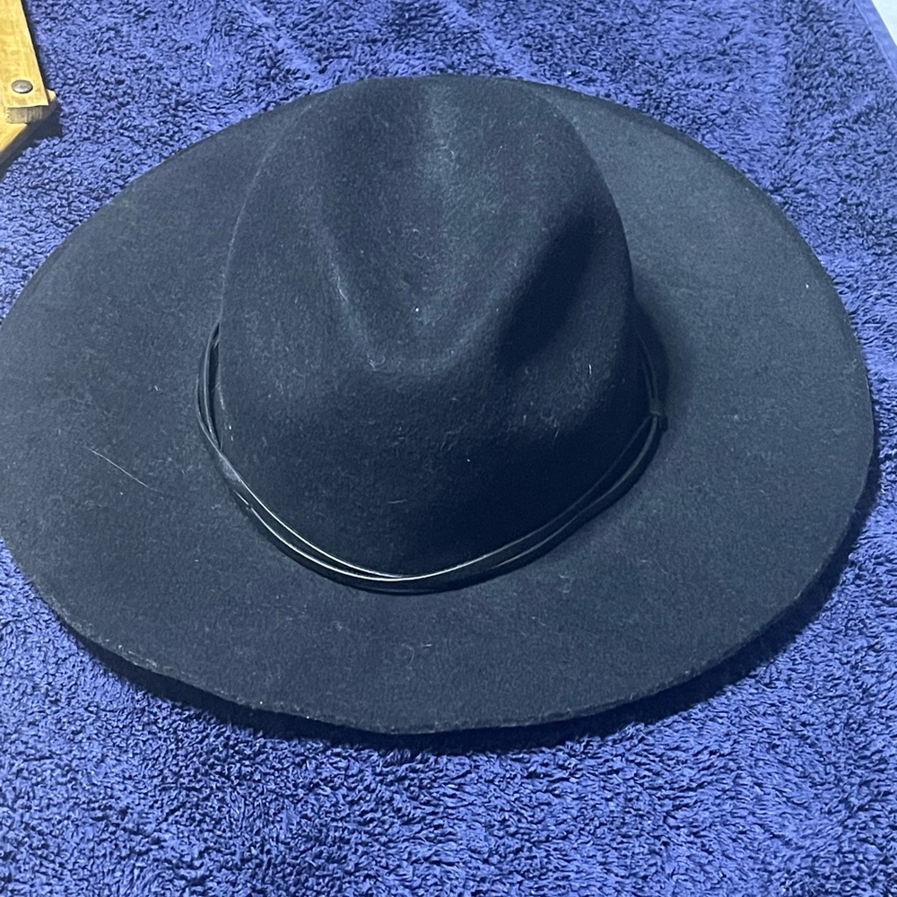 Classic Black Women’s Hat